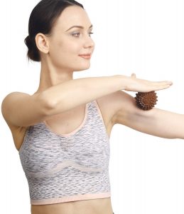 Wooden Spiky Massage Ball - Image 5